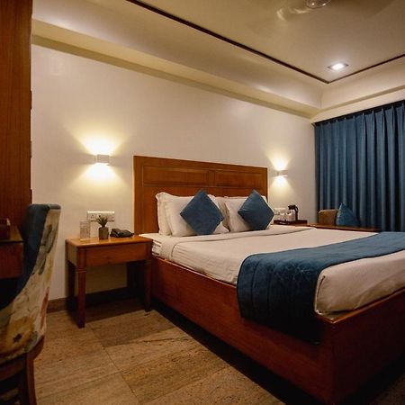 Hotel Punjab Palace Райпур Екстер'єр фото