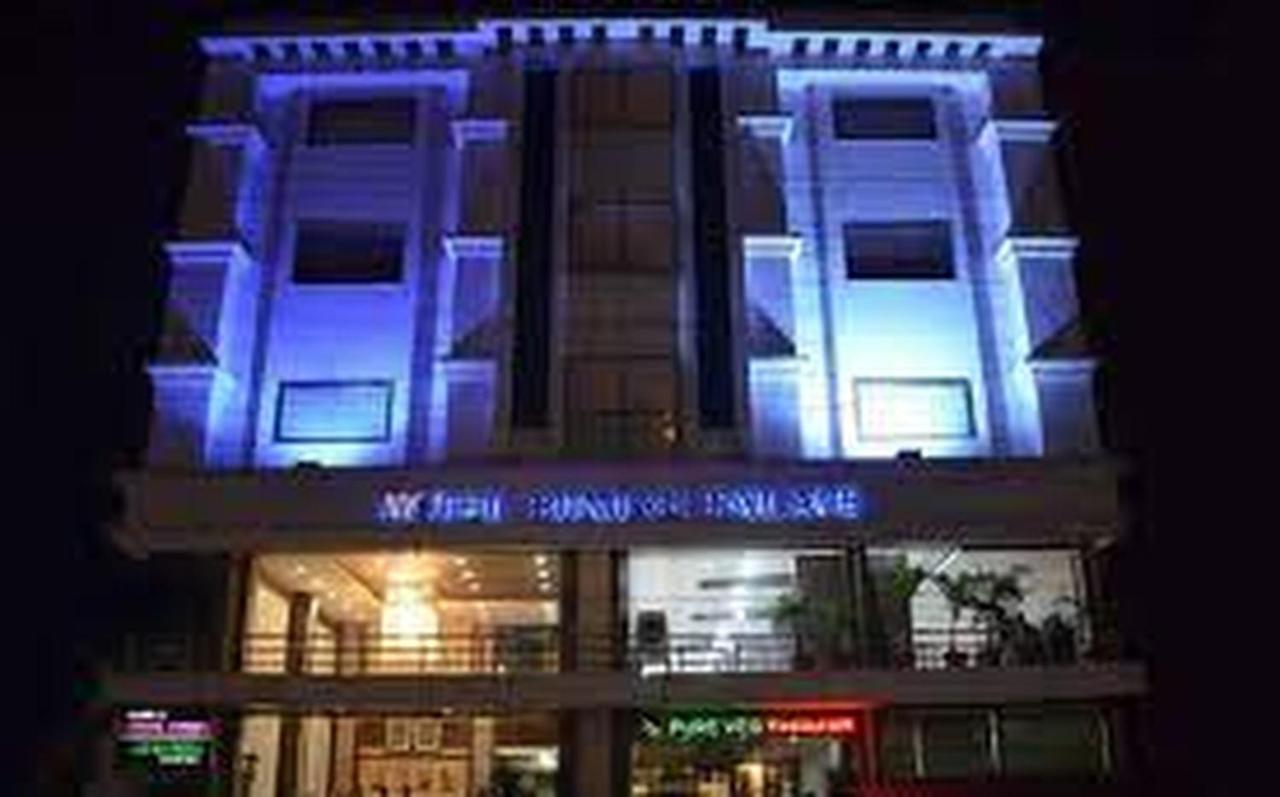 Hotel Punjab Palace Райпур Екстер'єр фото